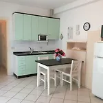 Marina شقة فندقية 3*