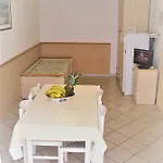 Marina شقة فندقية 3*