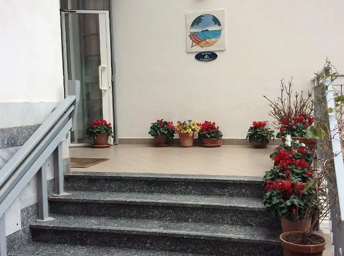 Marina Апарт-готель